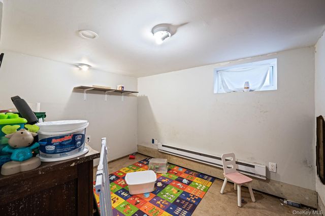 276 Dogwood Road W, Mastic Beach, NY 11951