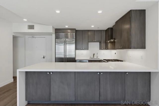 500 W Harbor 905, San Diego, CA 92101