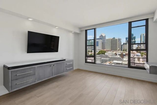 500 W Harbor 905, San Diego, CA 92101