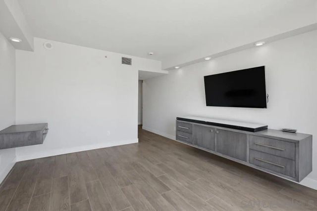 500 W Harbor 905, San Diego, CA 92101