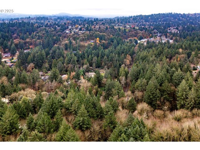 Sw LANCASTER Rd, Portland, OR 97219