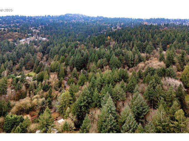 Sw LANCASTER Rd, Portland, OR 97219