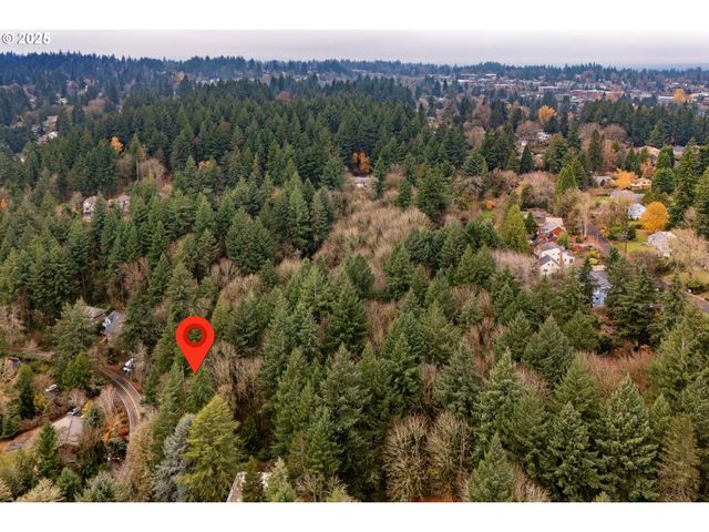 Sw LANCASTER Rd, Portland, OR 97219