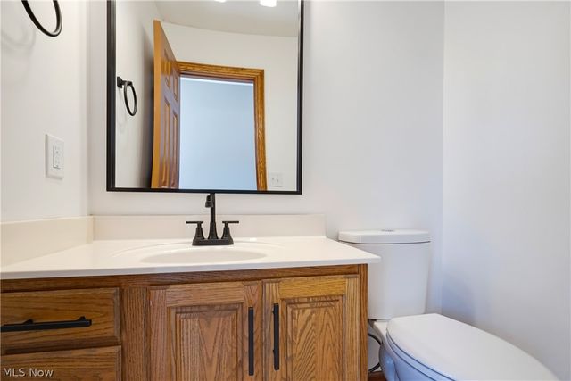 11316 Cleveland Avenue NW, Uniontown, OH 44685