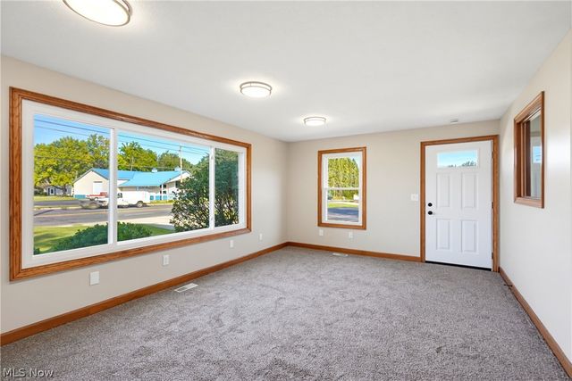 11316 Cleveland Avenue NW, Uniontown, OH 44685