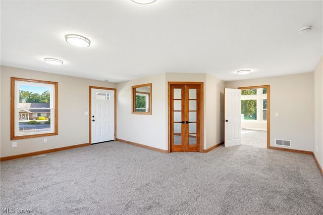 11316 Cleveland Avenue NW, Uniontown, OH 44685