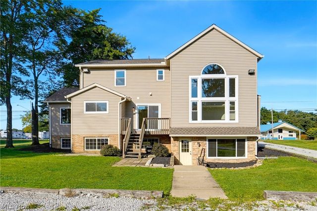 11316 Cleveland Avenue NW, Uniontown, OH 44685