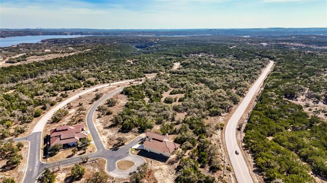 19129 Camelot Woods CV, Lago Vista, TX 78645