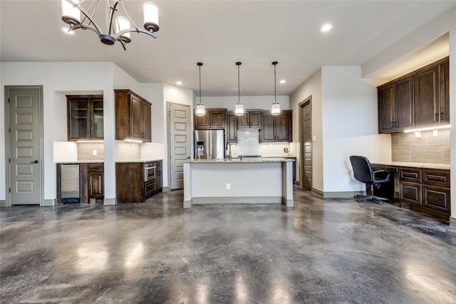 19129 Camelot Woods CV, Lago Vista, TX 78645