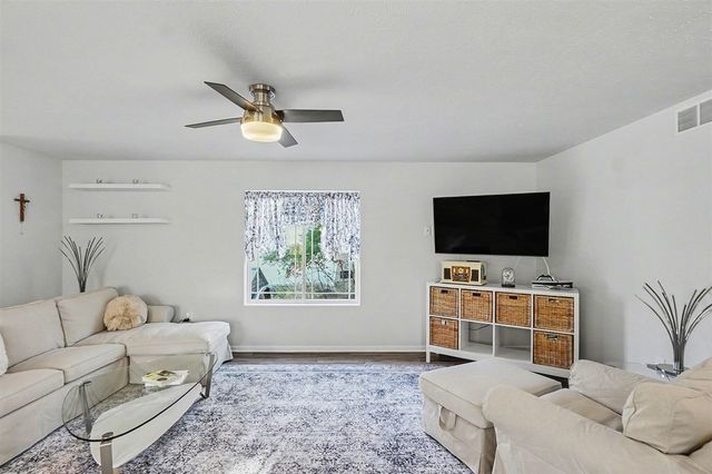 740 W River Hills Court, Newaygo, MI 49337