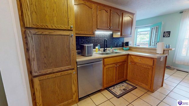 31 Jockey Court, Elizabethtown, KY 42701
