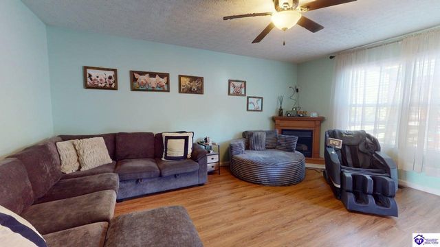 31 Jockey Court, Elizabethtown, KY 42701