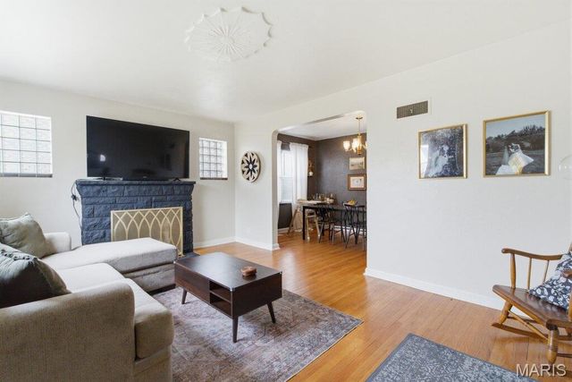 9304 Aster Avenue, Affton, MO 63123