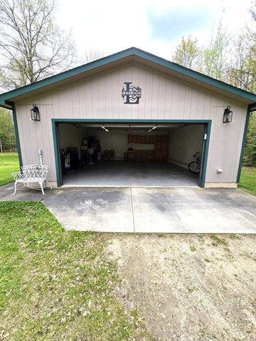 2148 Georgia Edna Lane, West Branch, MI 48756