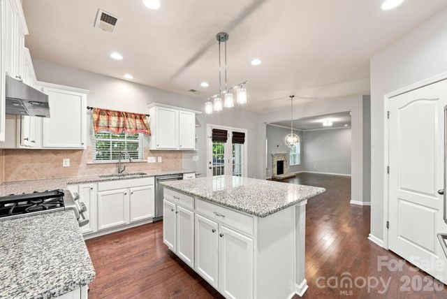 4852 Pepper Drive, Harrisburg, NC 28075