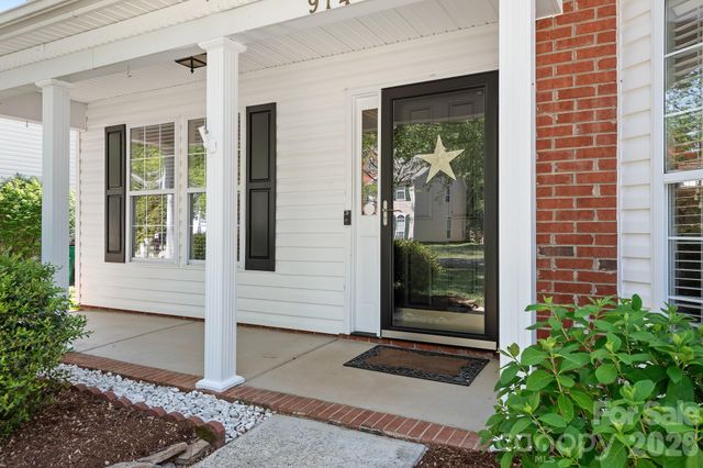 9145 Babbitt Way, Charlotte, NC 28216