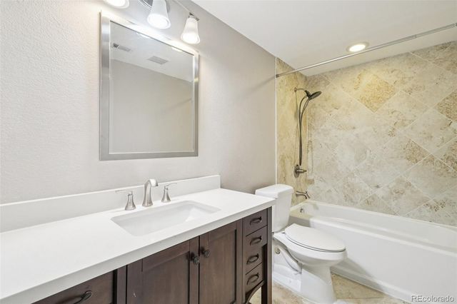 10916 Towerbridge Road, Highlands Ranch, CO 80130