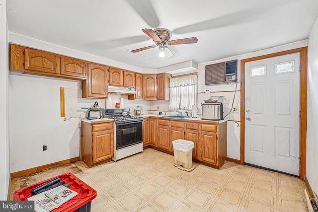 1537 S CLARION ST, Philadelphia, PA 19147