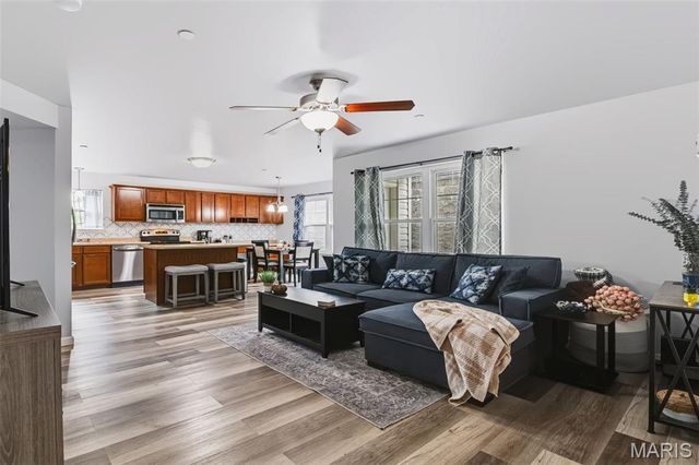 312 Bramblett Hills, O'fallon, MO 63366