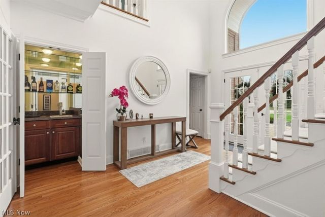 309 High Bluff, Aurora, OH 44202