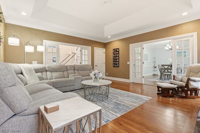 309 High Bluff, Aurora, OH 44202