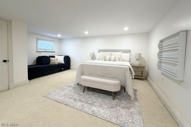 309 High Bluff, Aurora, OH 44202