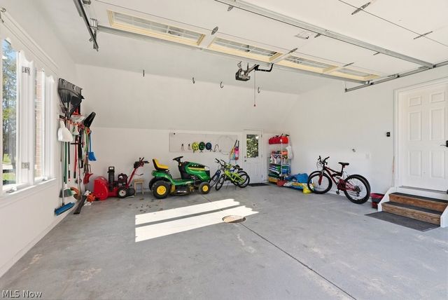 309 High Bluff, Aurora, OH 44202