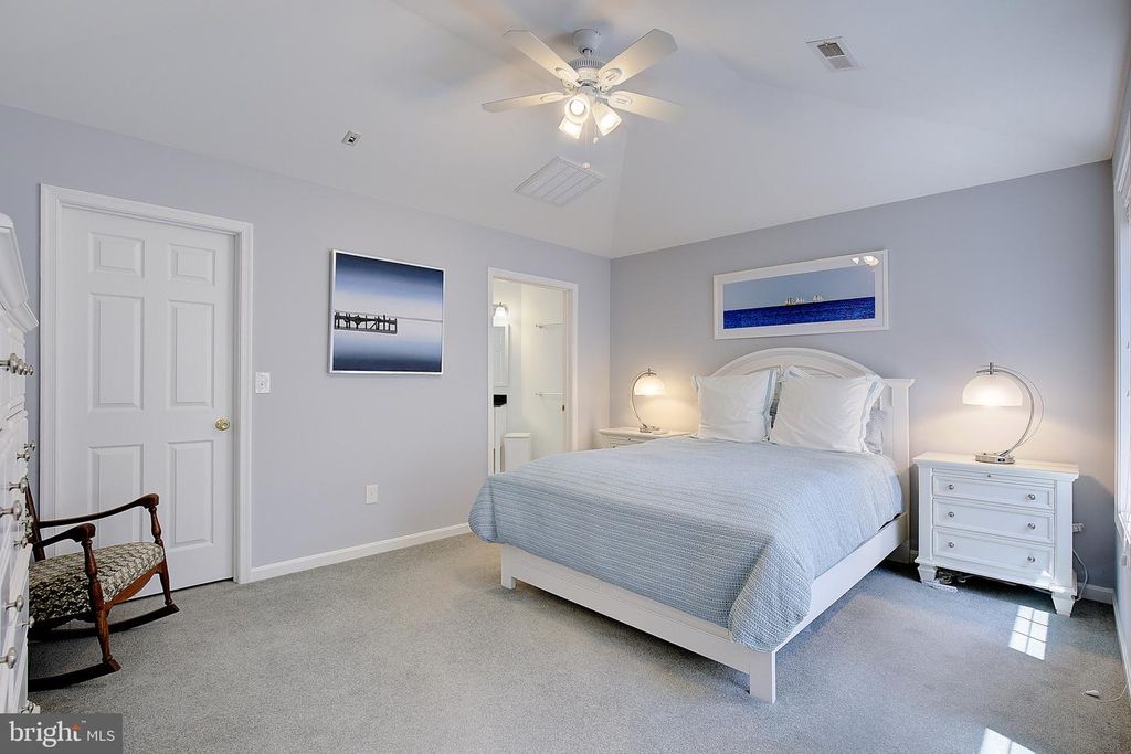 Image 12 of property listing at 9117 BAY AVE, North Beach, MD 20714
