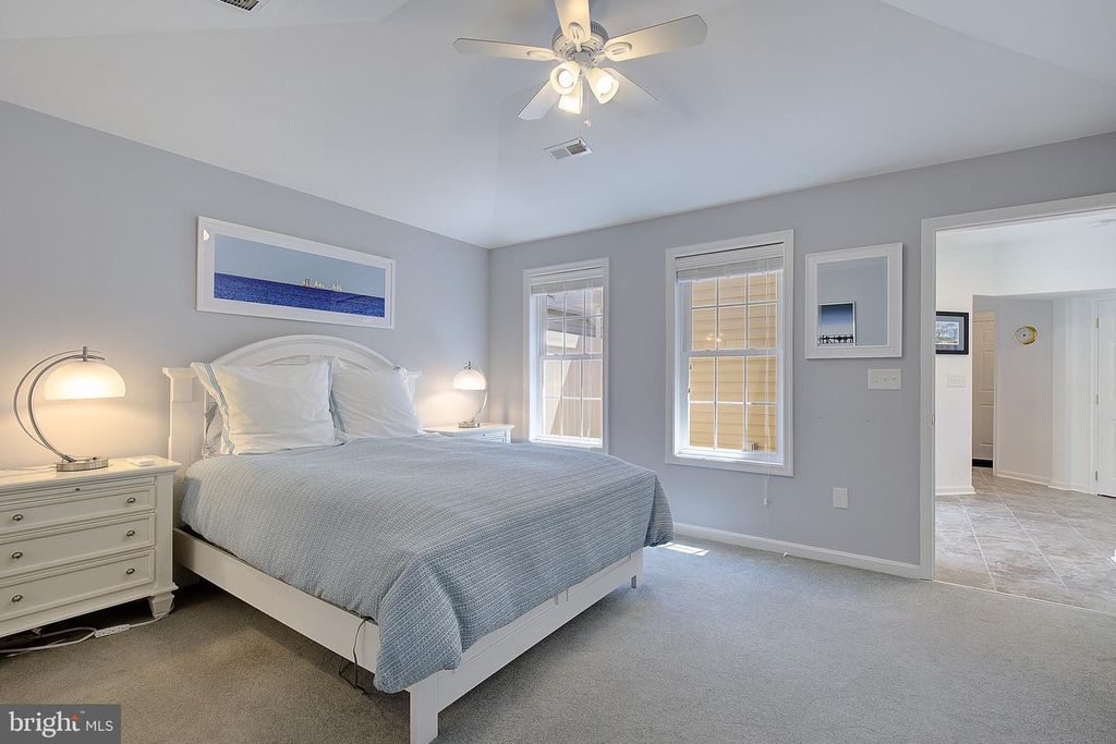 Image 13 of property listing at 9117 BAY AVE, North Beach, MD 20714