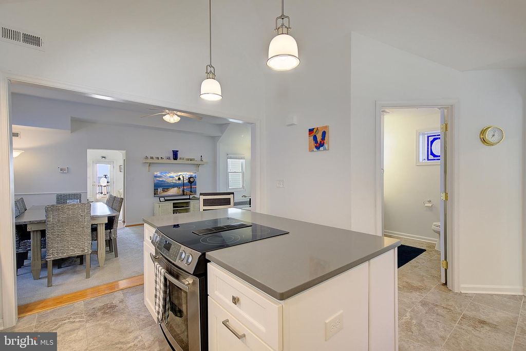 Image 21 of property listing at 9117 BAY AVE, North Beach, MD 20714