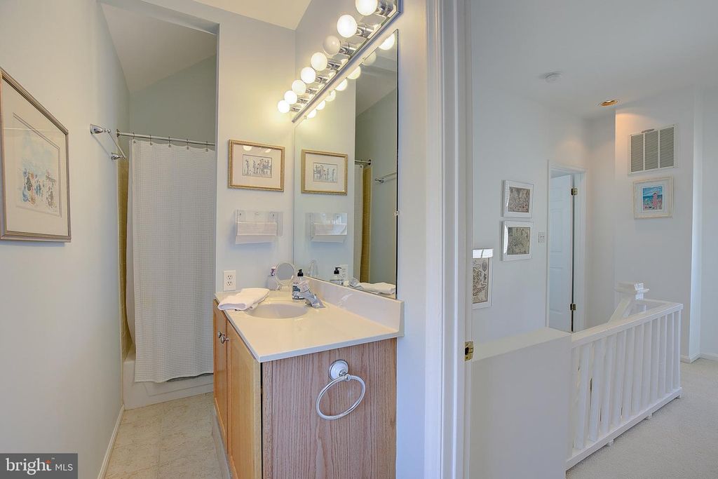 Image 36 of property listing at 9117 BAY AVE, North Beach, MD 20714