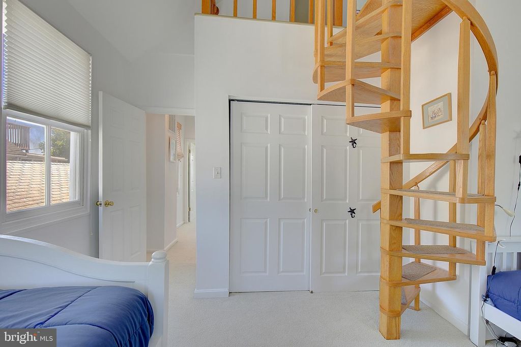 Image 43 of property listing at 9117 BAY AVE, North Beach, MD 20714