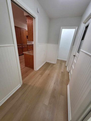 706 Maple St, Sweeny, TX 77480