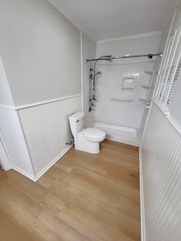 706 Maple St, Sweeny, TX 77480