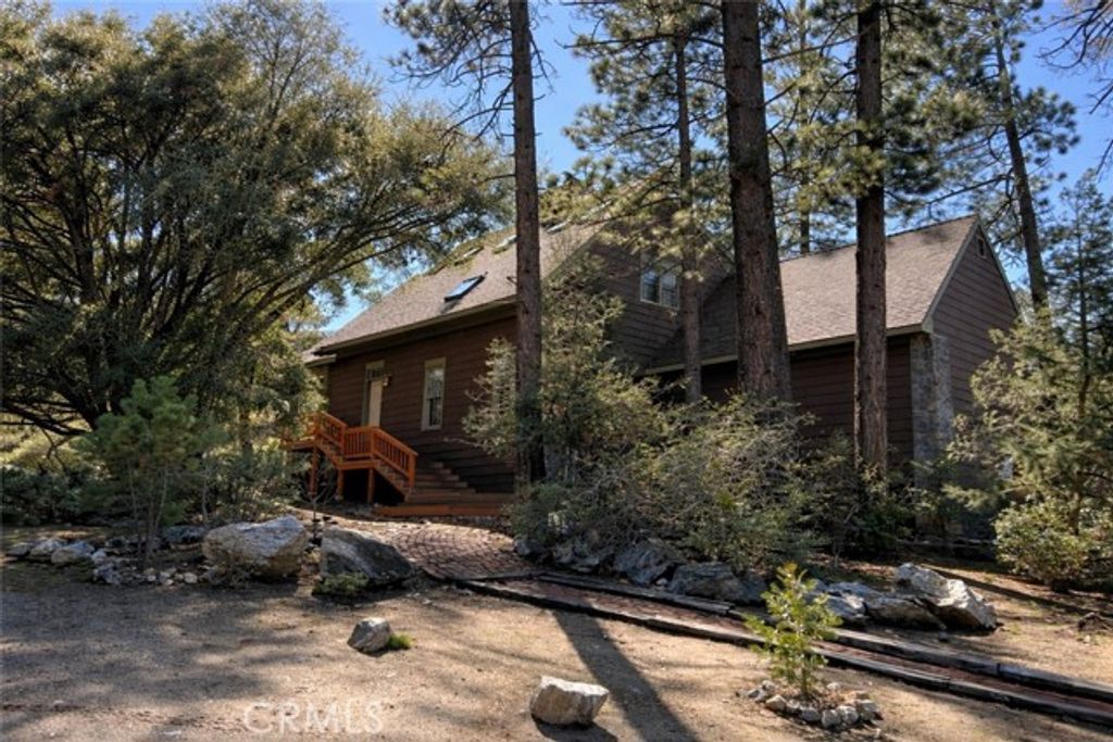16200 Askin Drive, Pine Mtn Club, CA 93222