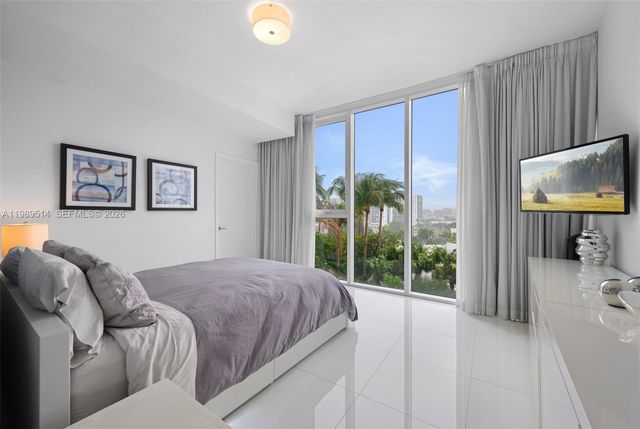 2020 N Bayshore Dr 803, Miami, FL 33137