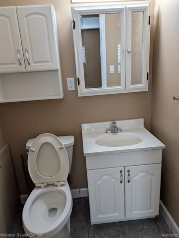 8849 Merriman Road, Livonia, MI 48150