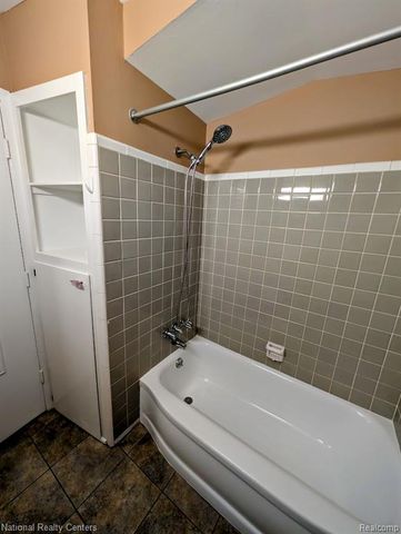 8849 Merriman Road, Livonia, MI 48150