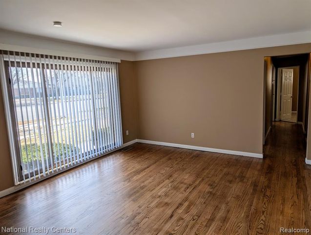 8849 Merriman Road, Livonia, MI 48150