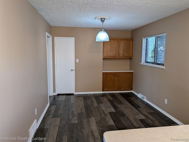 8849 Merriman Road, Livonia, MI 48150