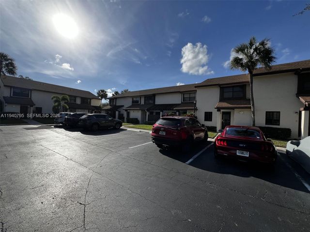 4389 N Carambola Circle N, Coconut Creek, FL 33066