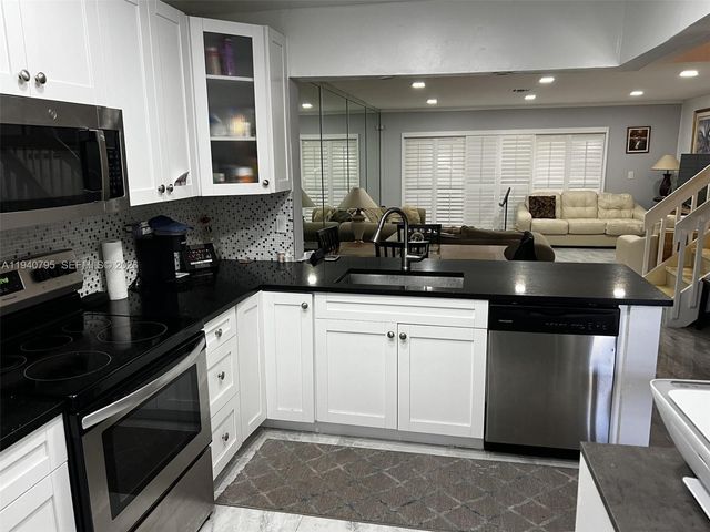 4389 N Carambola Circle N, Coconut Creek, FL 33066