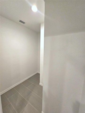 243 MARINER DRIVE 243, Tarpon Springs, FL 34689