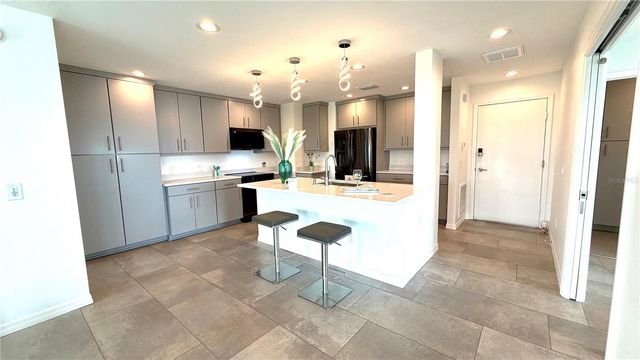 243 MARINER DRIVE 243, Tarpon Springs, FL 34689