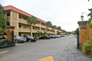 11000 62ND AVENUE 102A, Seminole, FL 33772