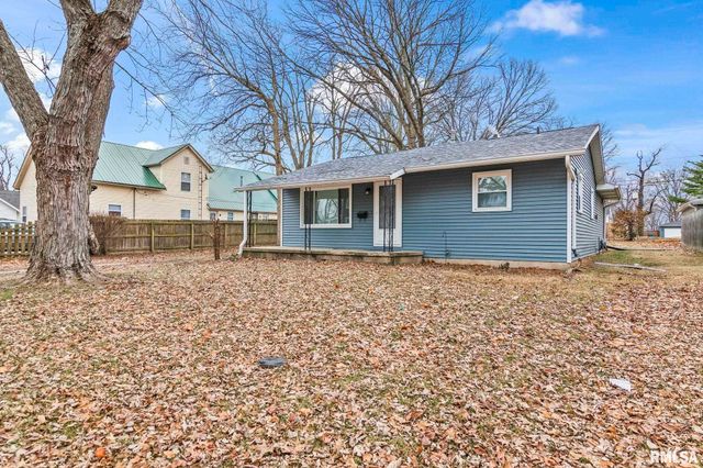 504 W CHESTNUT Street, Chatham, IL 62629