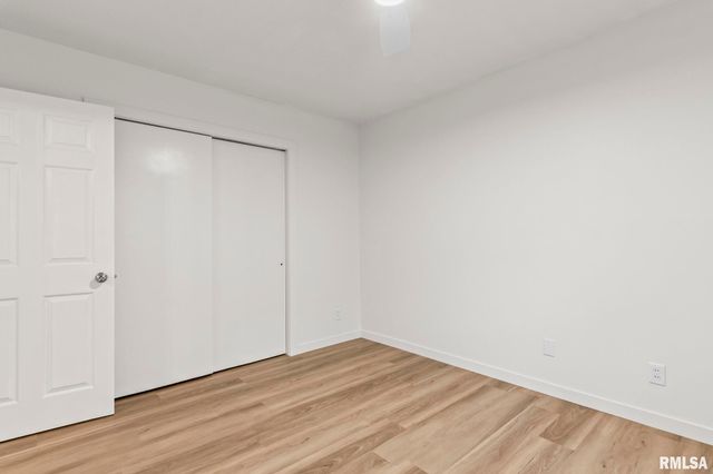 504 W CHESTNUT Street, Chatham, IL 62629