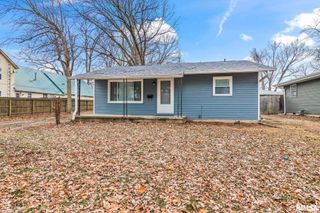 504 W CHESTNUT Street, Chatham, IL 62629