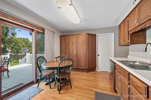 303 S President Street, Wheaton, IL 60187