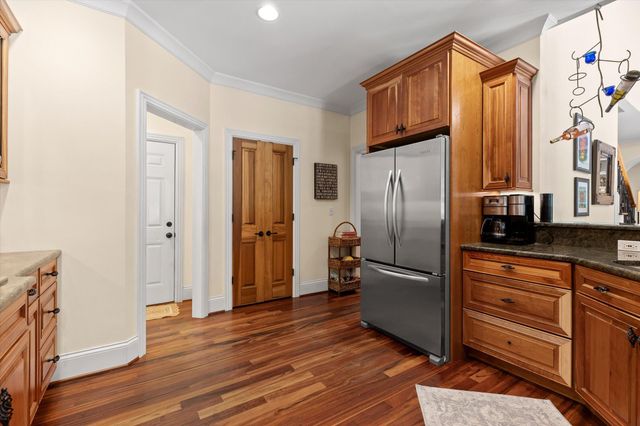 4610 Conner Creek Drive, Signal Mountain, TN 37377